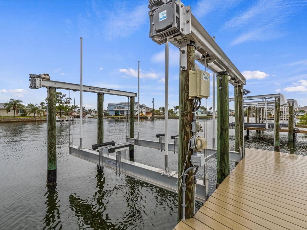 6200 Lonnie Lee Lane Hudson FL 34667 - GULF VIEWS AND DIRECT ACCESS W7870967 image8