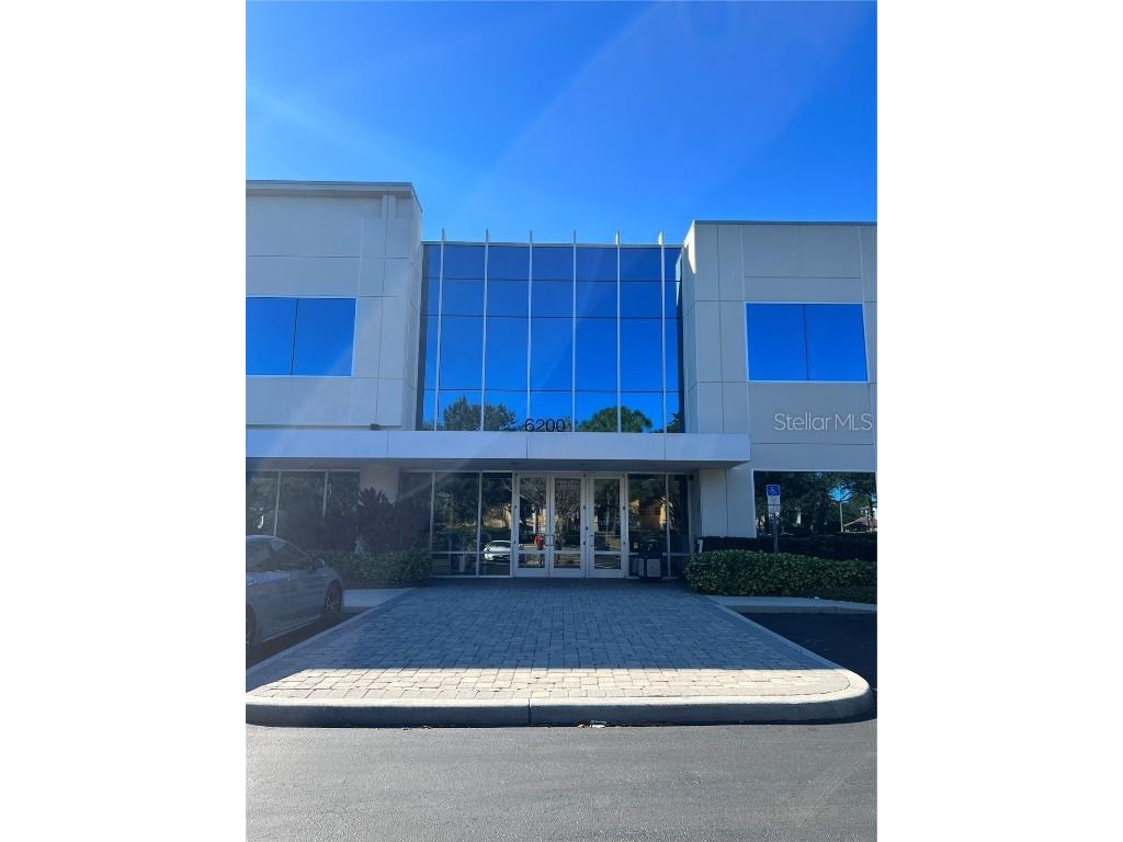 6200 Metrowest Boulevard #202 Orlando FL 32835 O6101466 image1