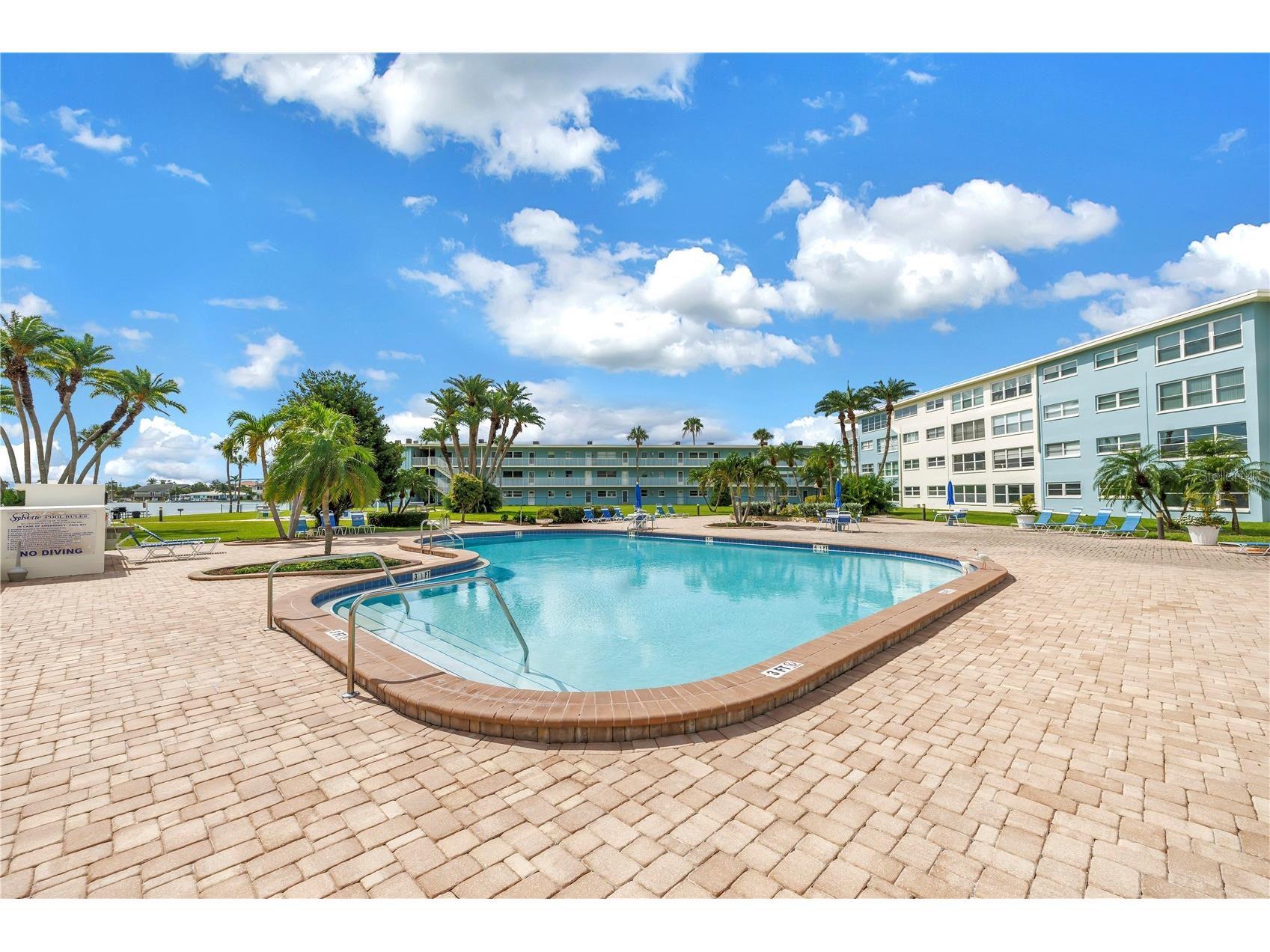 6201 2nd Street E #82 Saint Pete Beach FL 33706 TB8435361 image31