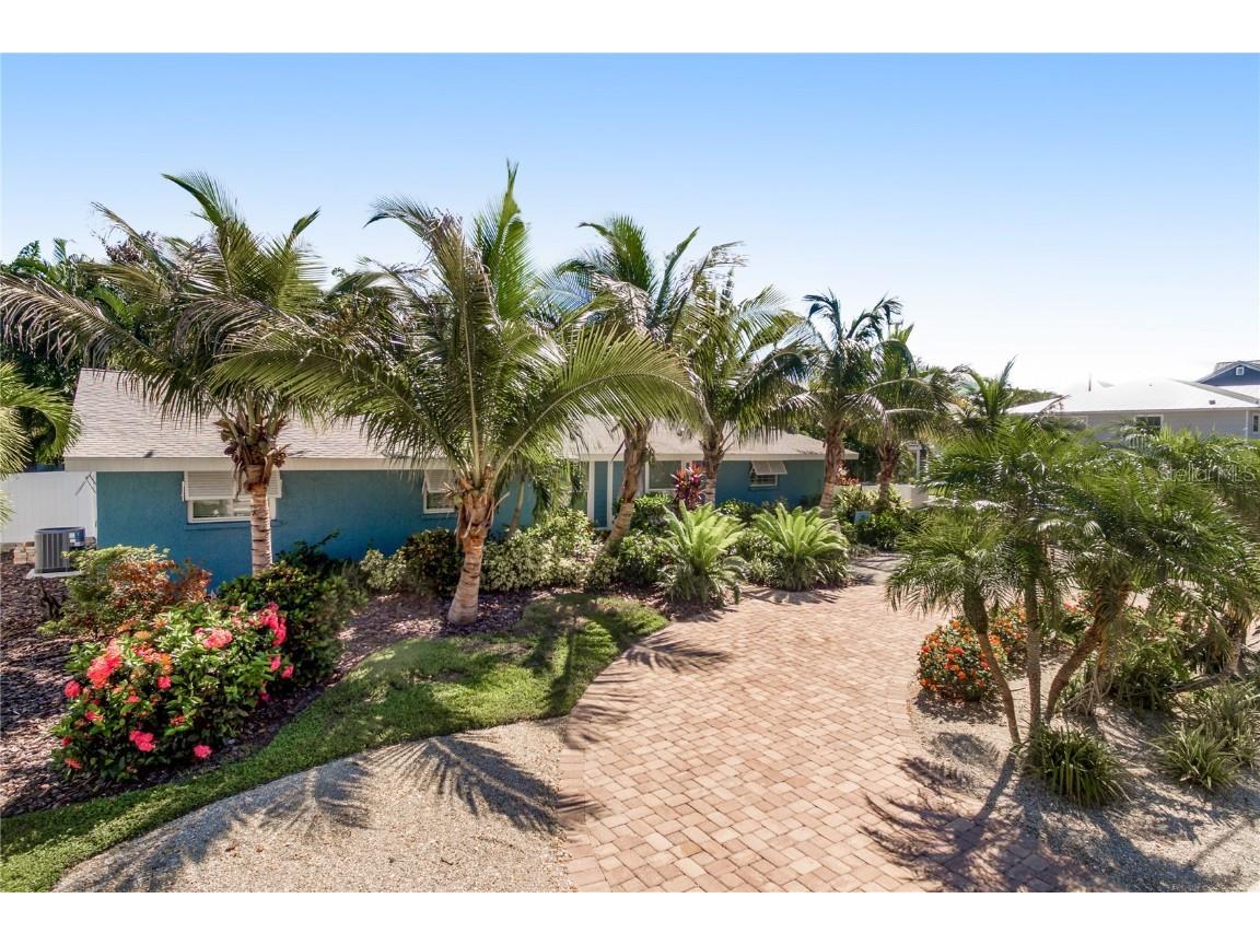 6201 Holmes Boulevard Holmes Beach FL 34217 A4555856 image1