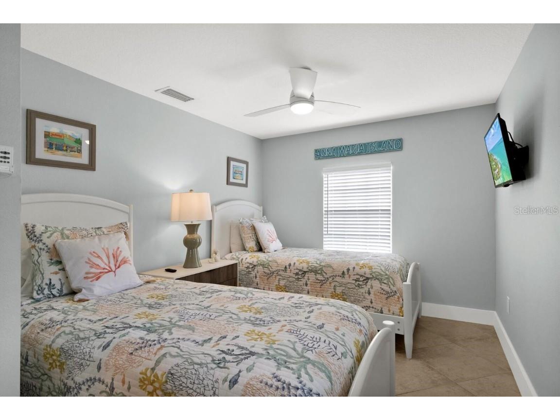 6201 Holmes Boulevard Holmes Beach FL 34217 A4675506 image25