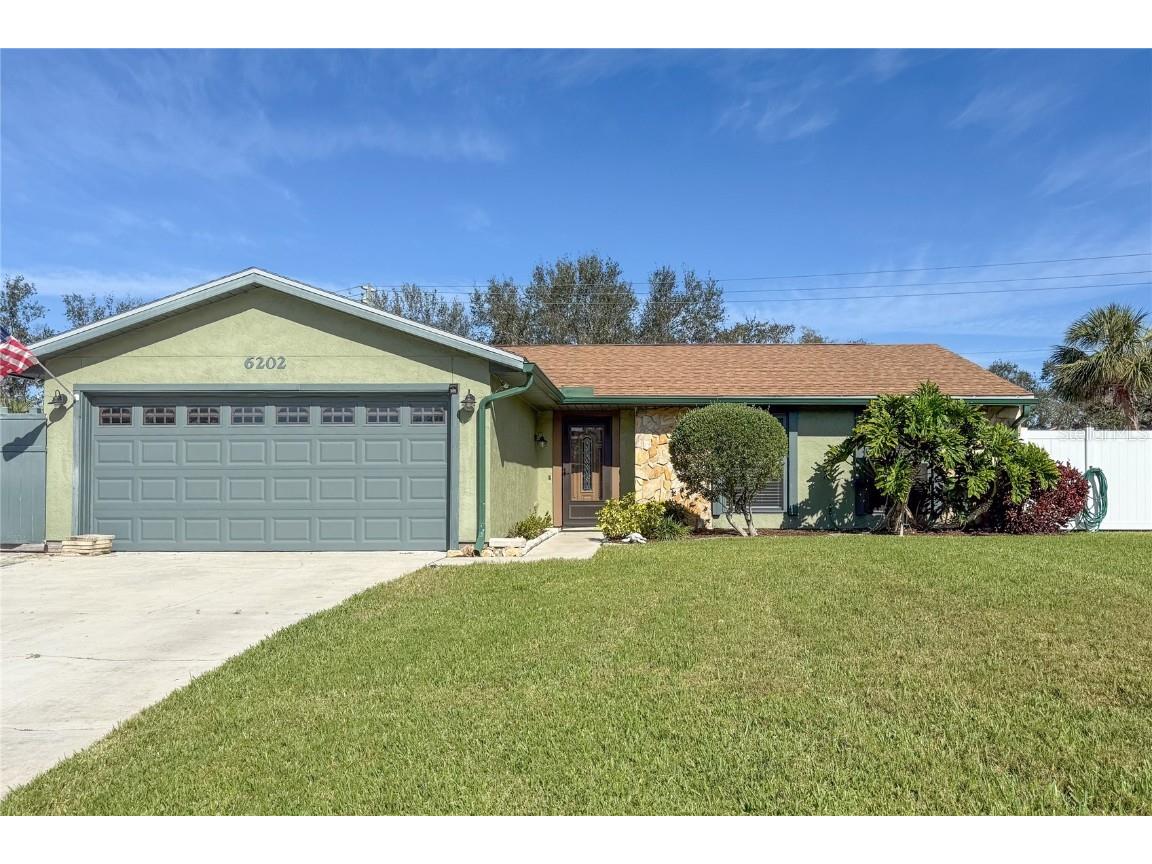 6202 32nd Avenue Circle W Bradenton FL 34209 A4642393 image1