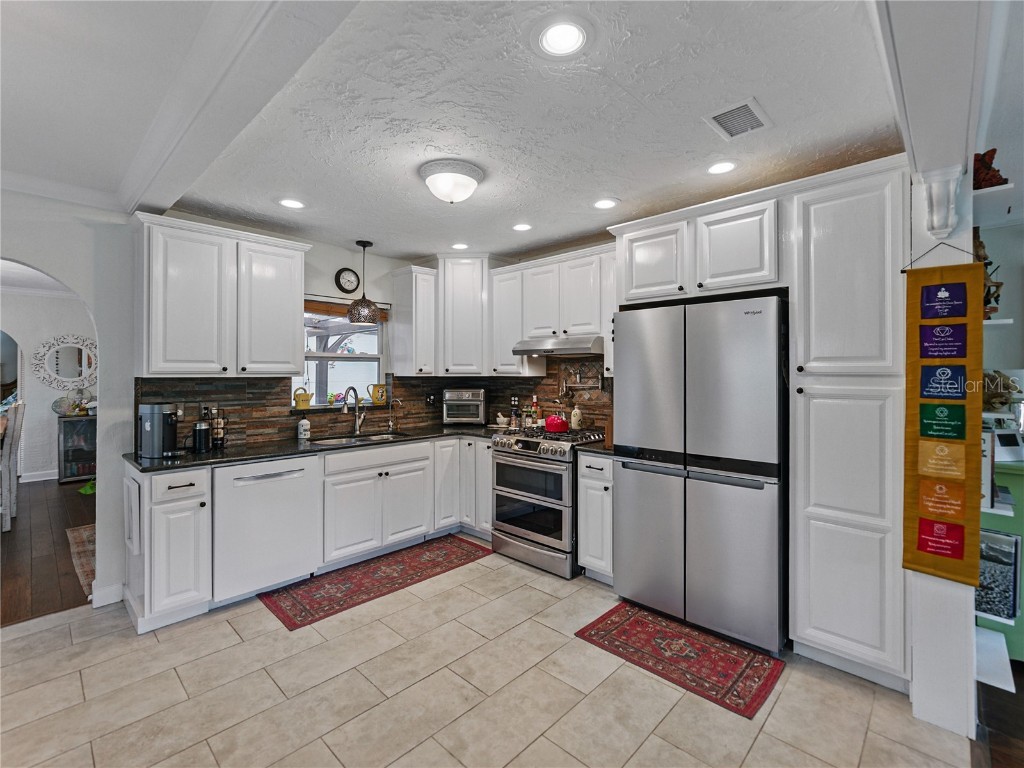 6202 7th Avenue S Gulfport FL 33707 TB8392318 image10