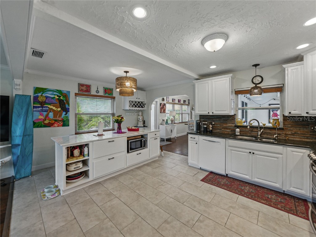 6202 7th Avenue S Gulfport FL 33707 TB8392318 image11