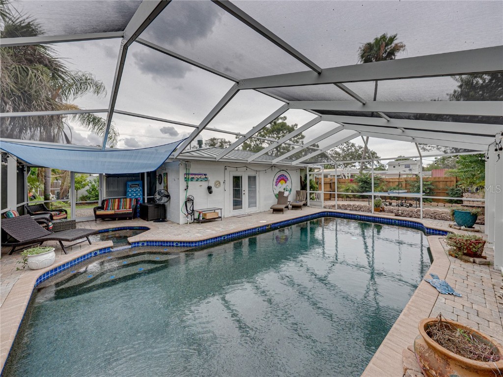 6202 7th Avenue S Gulfport FL 33707 TB8392318 image2