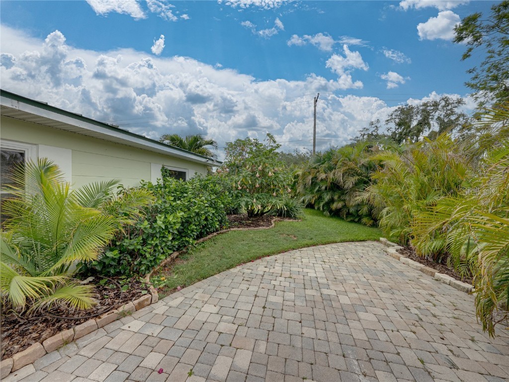 6202 7th Avenue S Gulfport FL 33707 TB8392318 image28