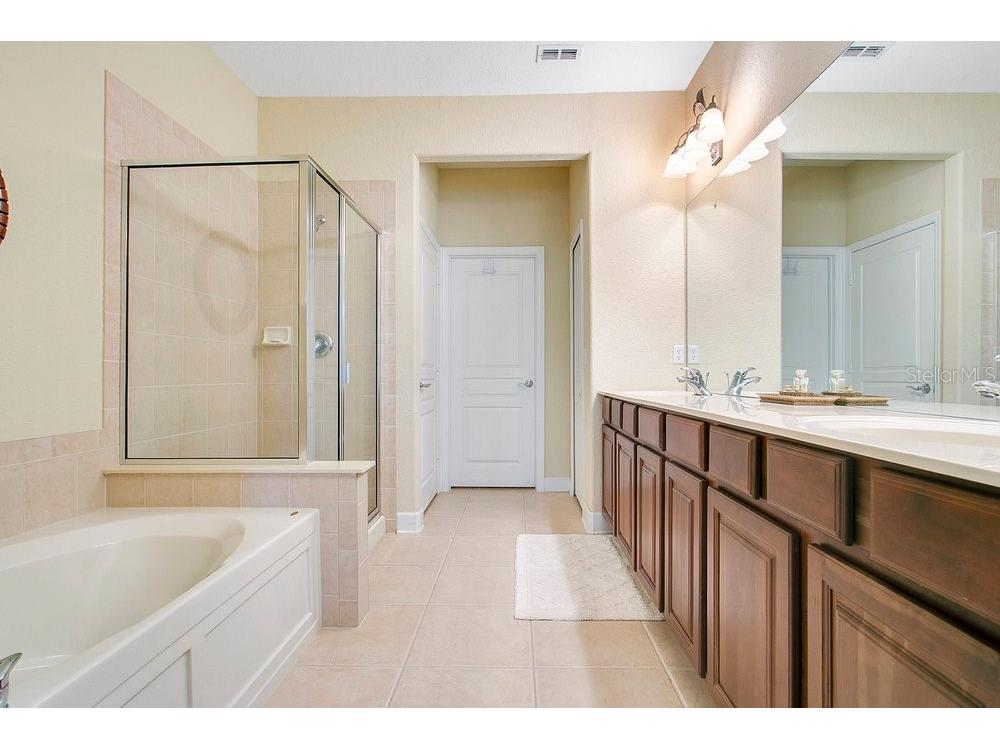 6202 Miramonte Drive #101 Orlando FL 32835 O6367214 image17