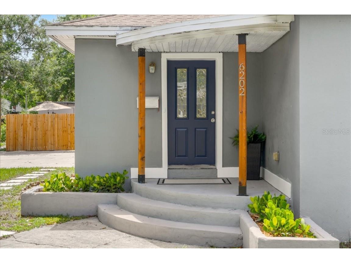 6202 N Flora Vista Avenue Tampa FL 33604 TB8411409 image1