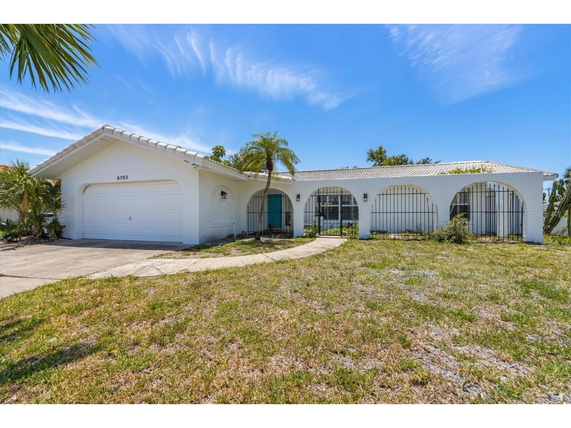 6203 11th Avenue W Bradenton FL 34209 A4653444 image1