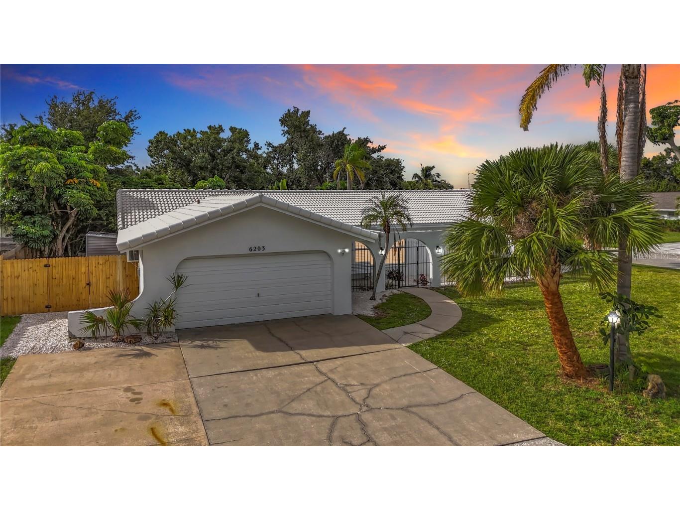 6203 11th Avenue W Bradenton FL 34209 A4665018 image1