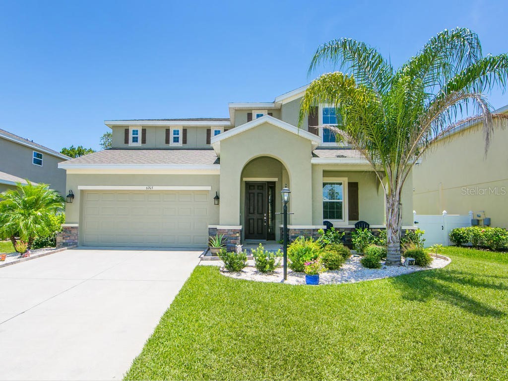 6203 35th Court E Bradenton FL 34203 A4578304 image1