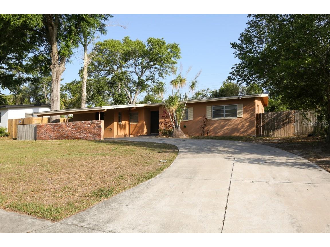 6203 Forest Grove Boulevard Orlando FL 32808 O6362803 image1