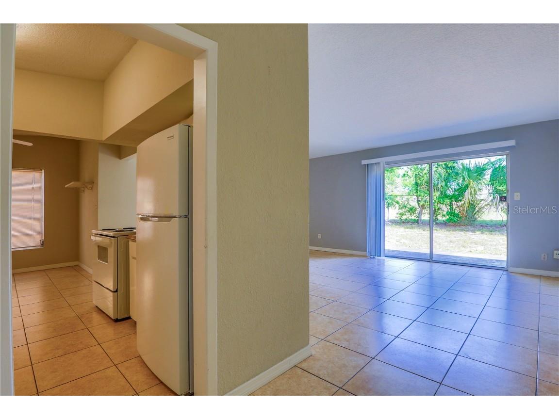 6203 Forest Grove Boulevard Orlando FL 32808 O6362803 image2