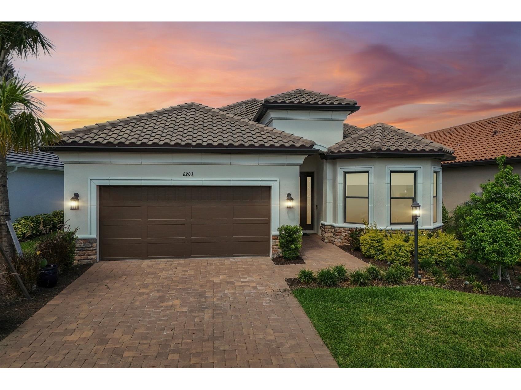 6203 Grandview Hill Court Bradenton FL 34203 A4689498 image1