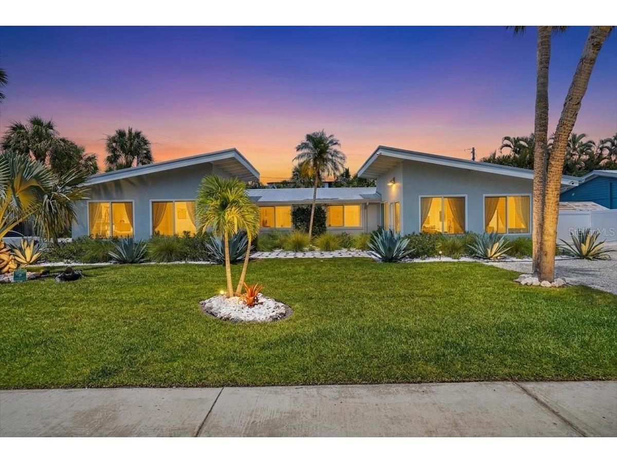 6203 Holmes Boulevard Holmes Beach FL 34217 A4699847 image1