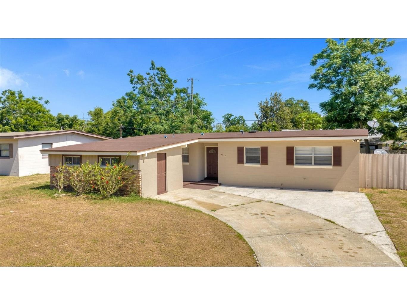 6203 Perrine Drive Orlando FL 32808 O6211951 image1
