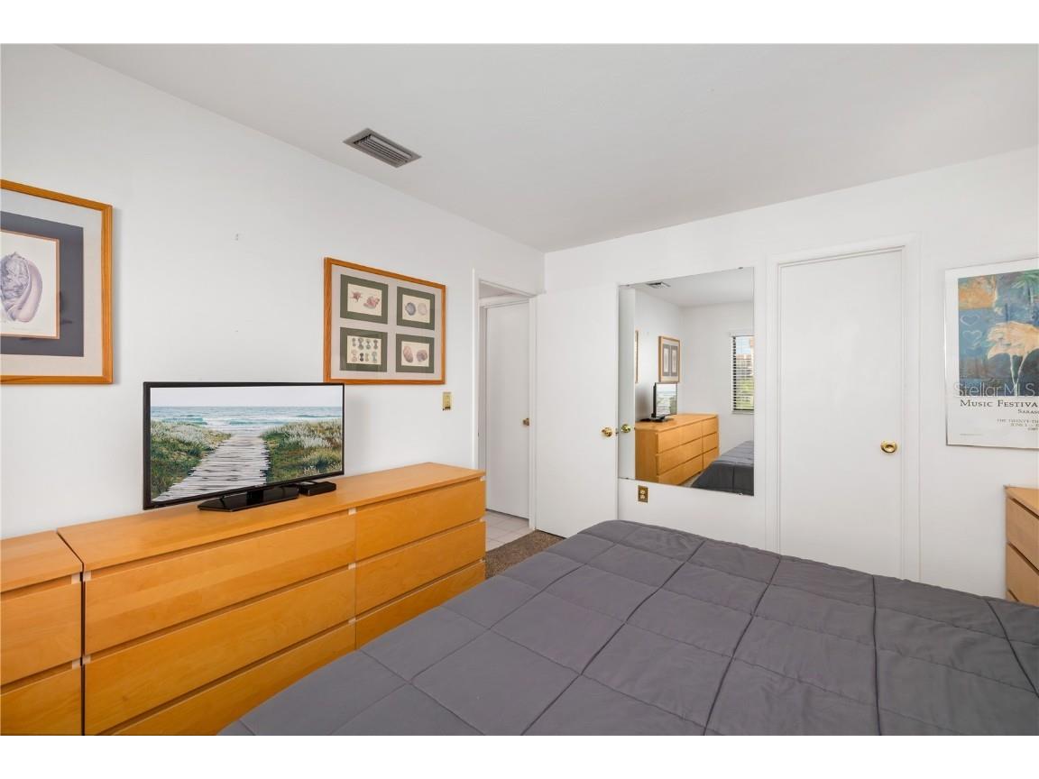 6204 Midnight Pass Road #201 Sarasota FL 34242 A4652172 image10