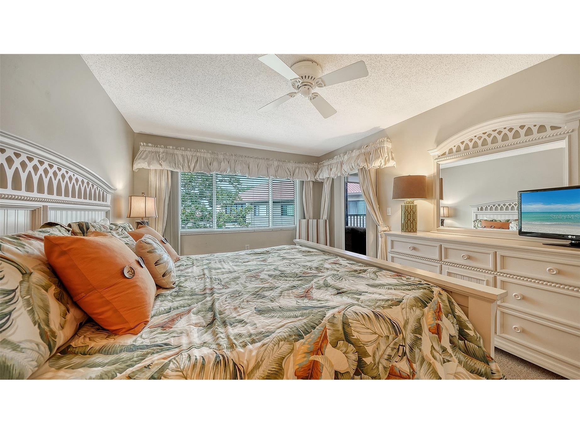 6204 Midnight Pass Road #205 Sarasota FL 34242 A4676979 image22