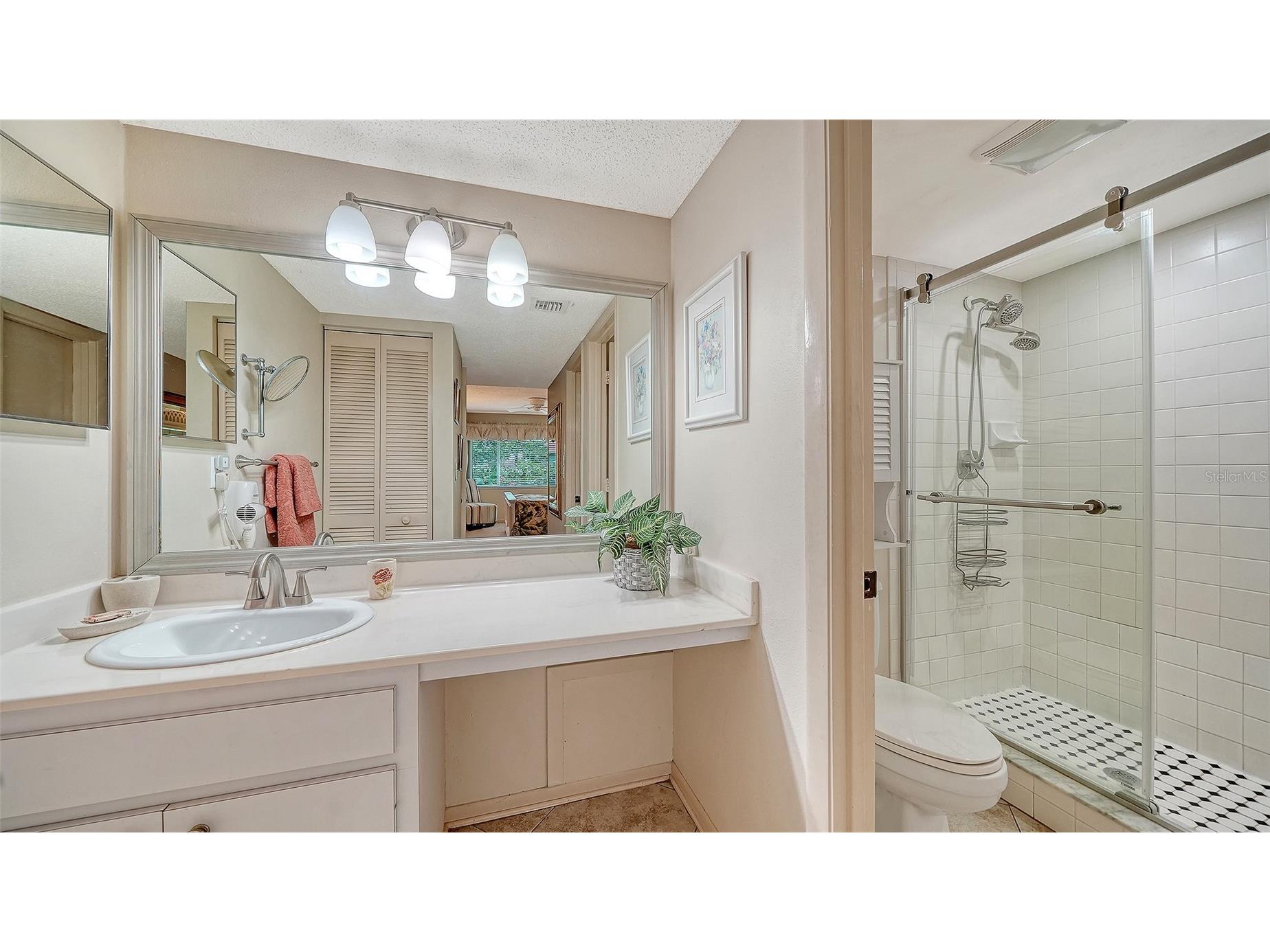 6204 Midnight Pass Road #205 Sarasota FL 34242 A4676979 image25