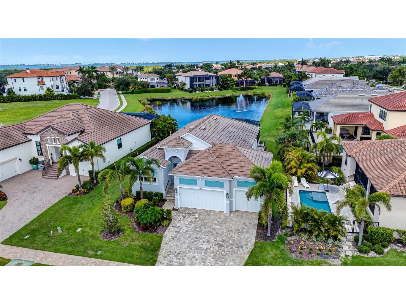 6204 Trophy Lane Bradenton FL 34210 A4620829 image1