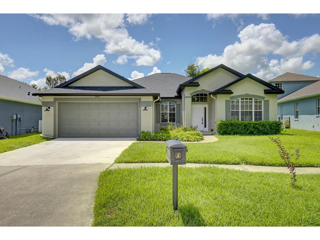 6204 Whimbrelwood Drive Lithia FL 33547 T3544122 image1