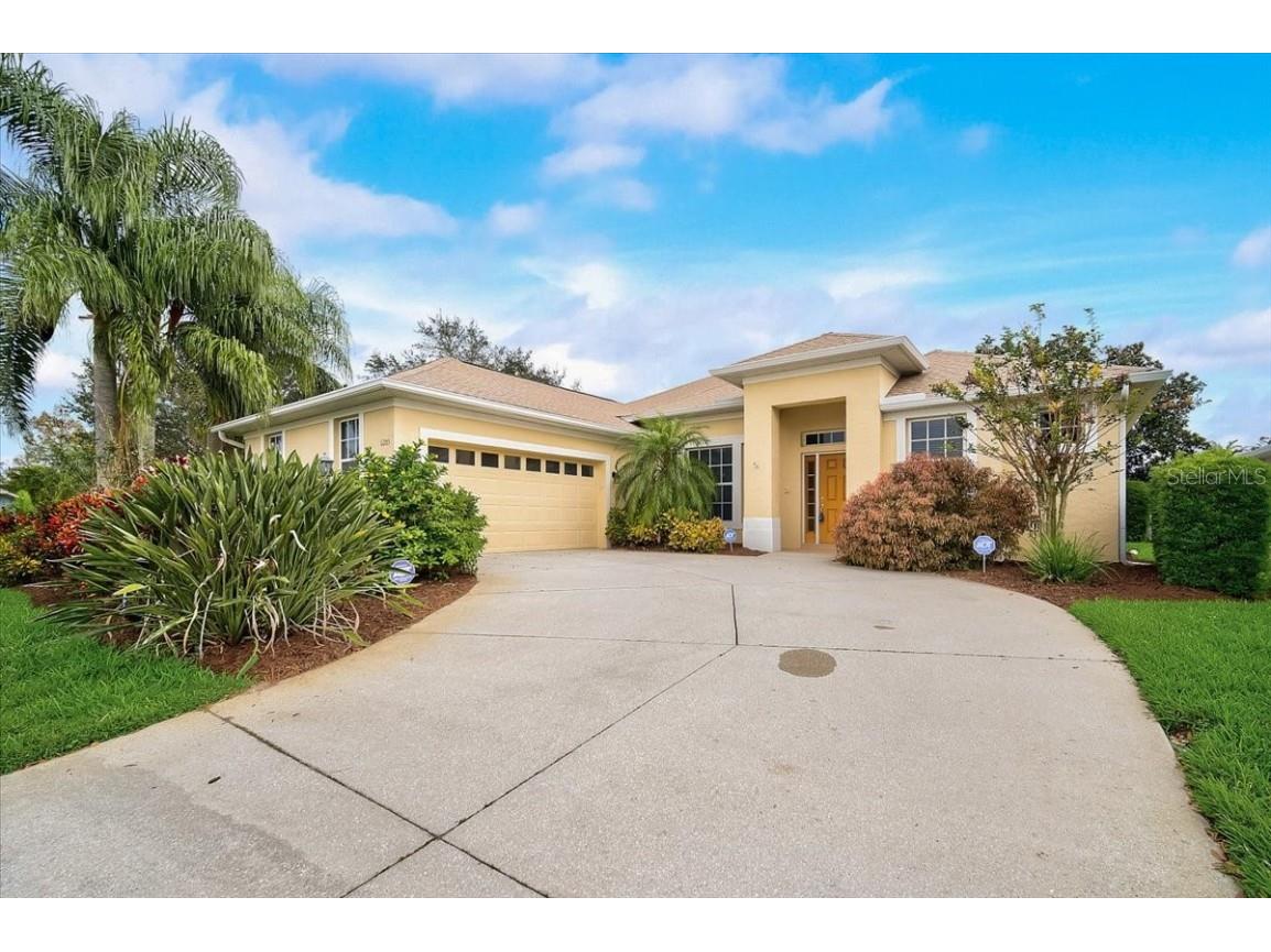 6205 Pine Siskin Glen Lakewood Ranch FL 34202 T3415366 image1