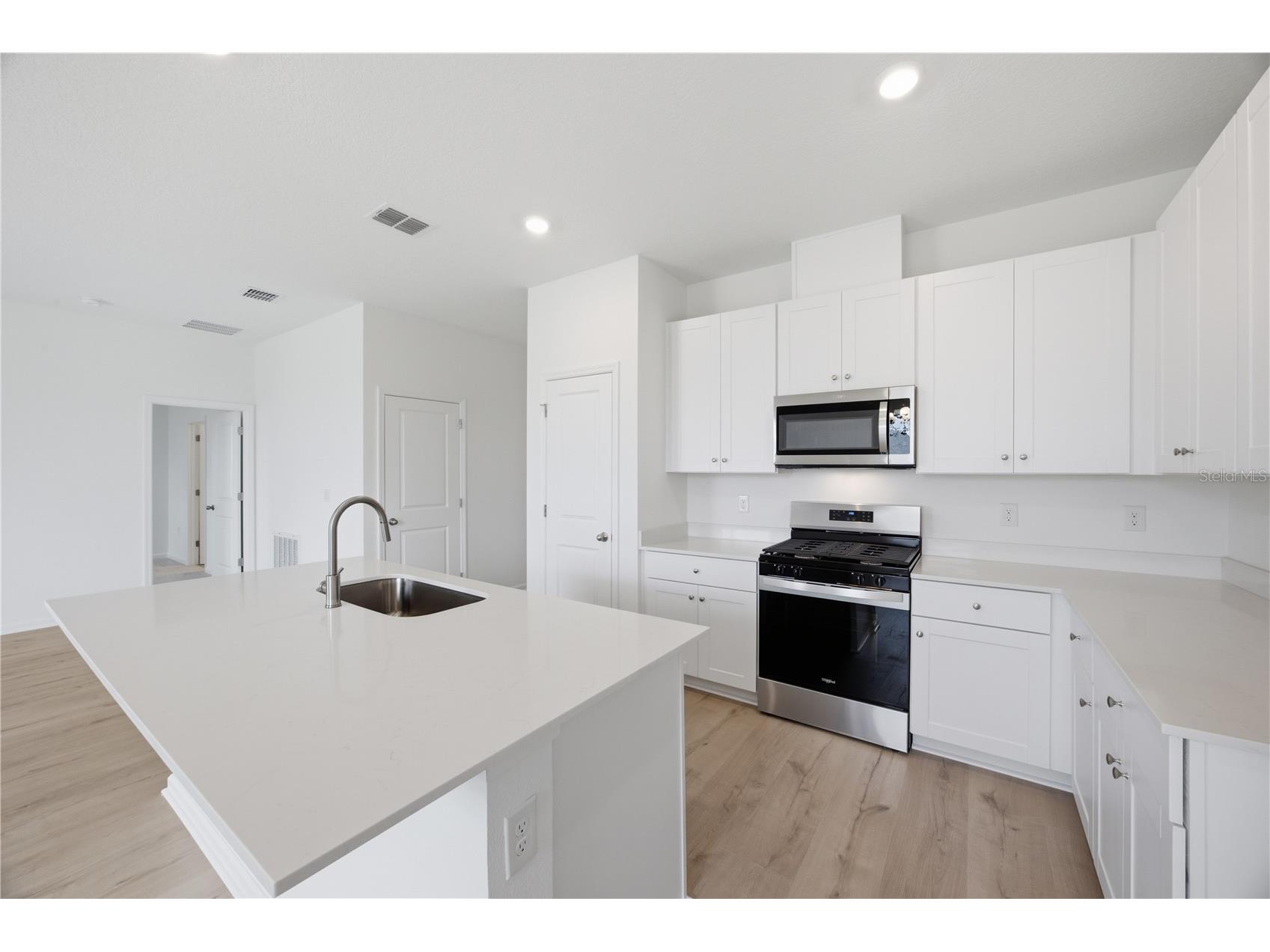 6205 Sanders Grove Circle Okahumpka FL 34762 G5113773 image11