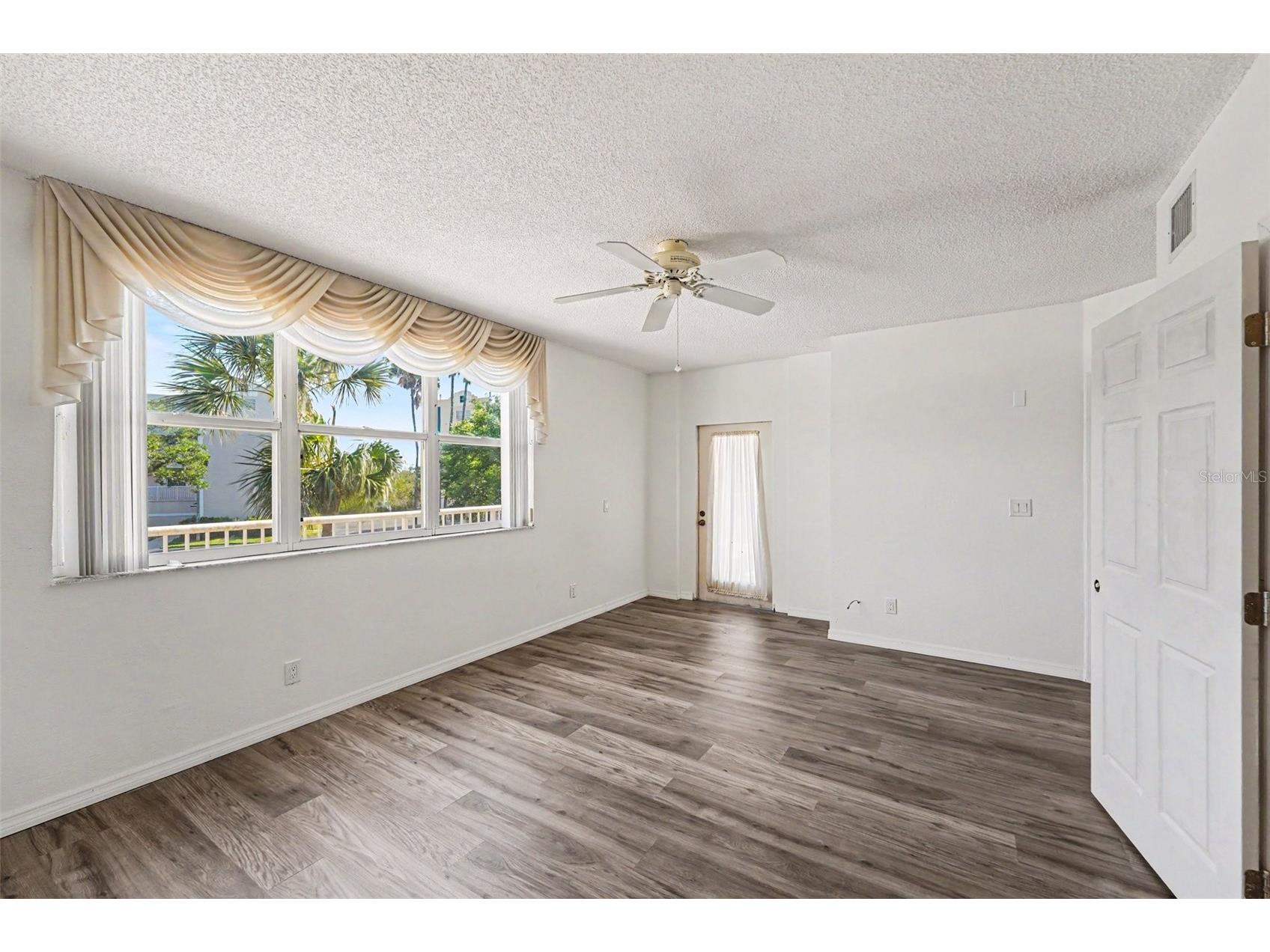 6205 Shoreline Drive #1106 Saint Petersburg FL 33708 TB8505664 image18