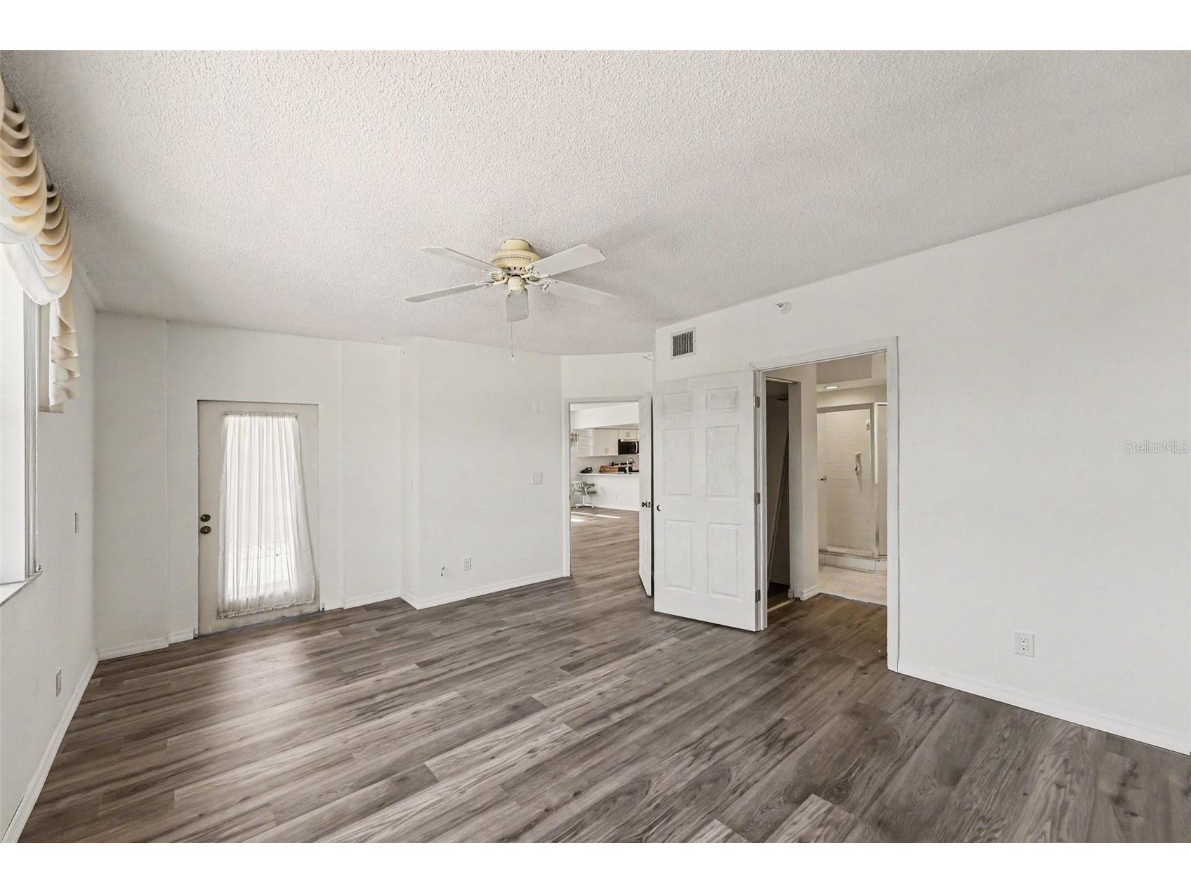 6205 Shoreline Drive #1106 Saint Petersburg FL 33708 TB8505664 image19