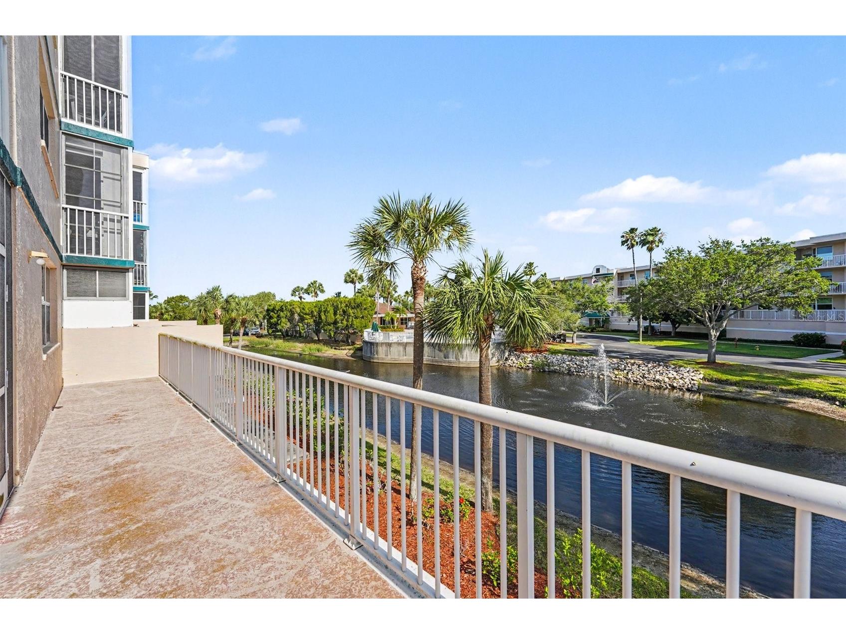 6205 Shoreline Drive #1106 Saint Petersburg FL 33708 TB8505664 image27