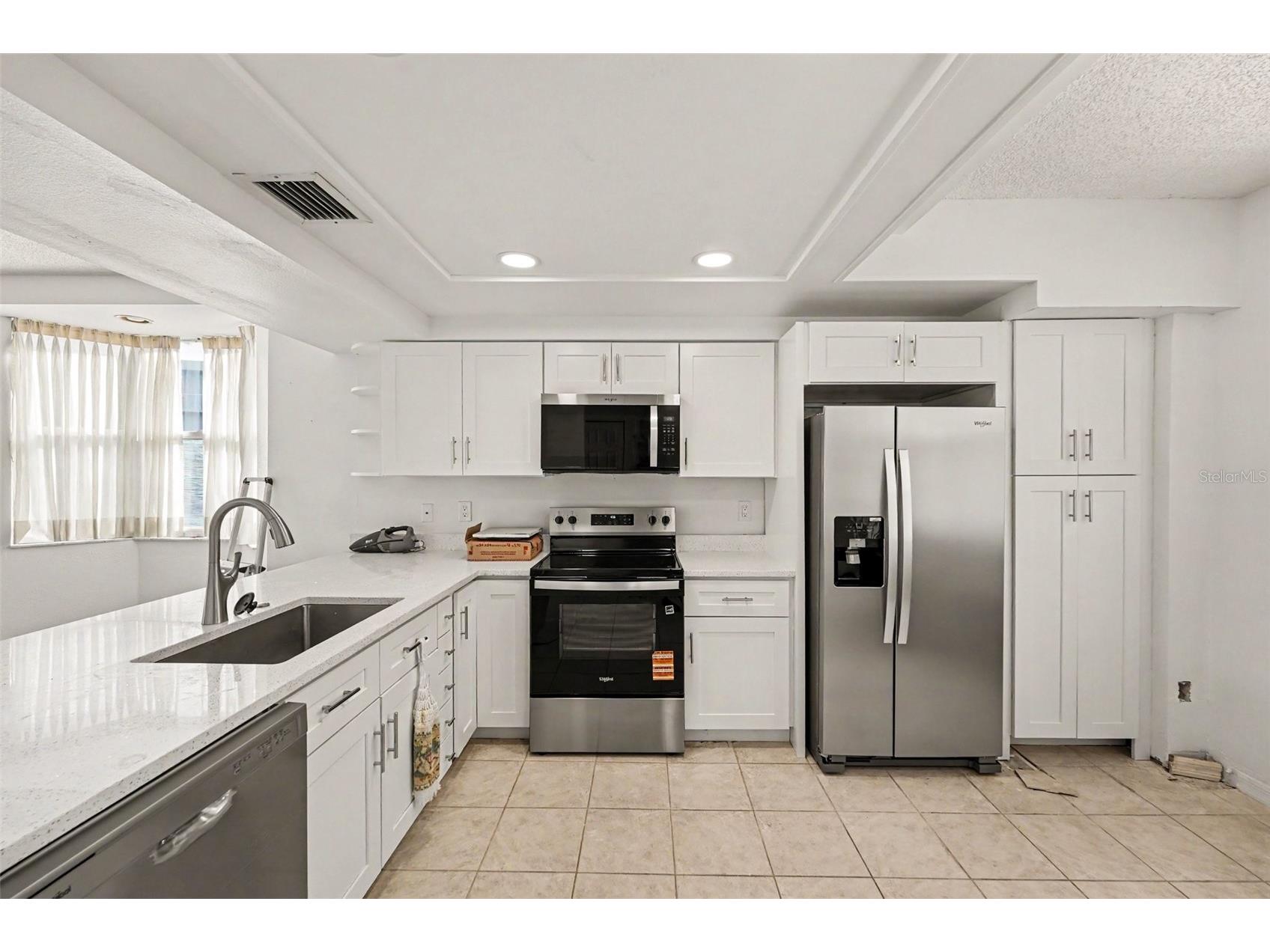 6205 Shoreline Drive #1106 Saint Petersburg FL 33708 TB8505664 image3