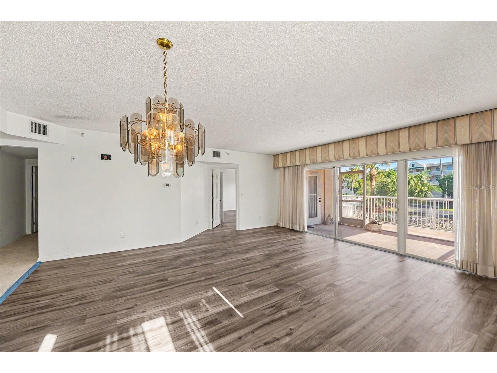 6205 Shoreline Drive #1106 Saint Petersburg FL 33708 TB8505664 image7