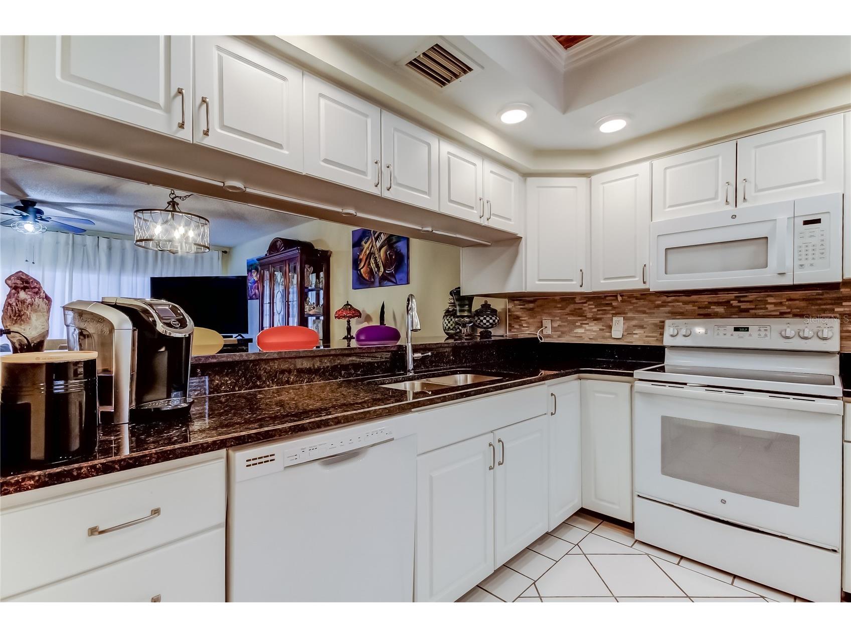 6205 Shoreline Drive #1304 Seminole FL 33708 TB8487440 image10