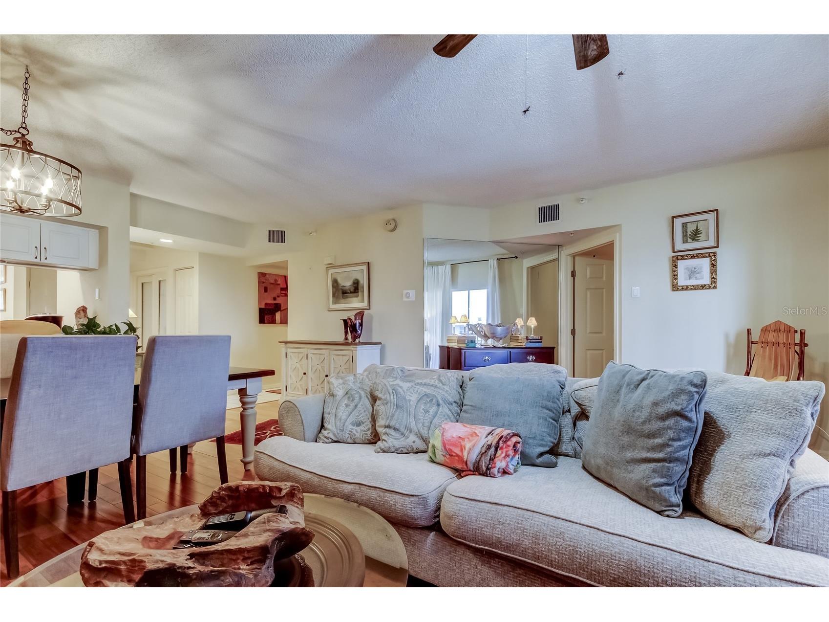 6205 Shoreline Drive #1304 Seminole FL 33708 TB8487440 image20