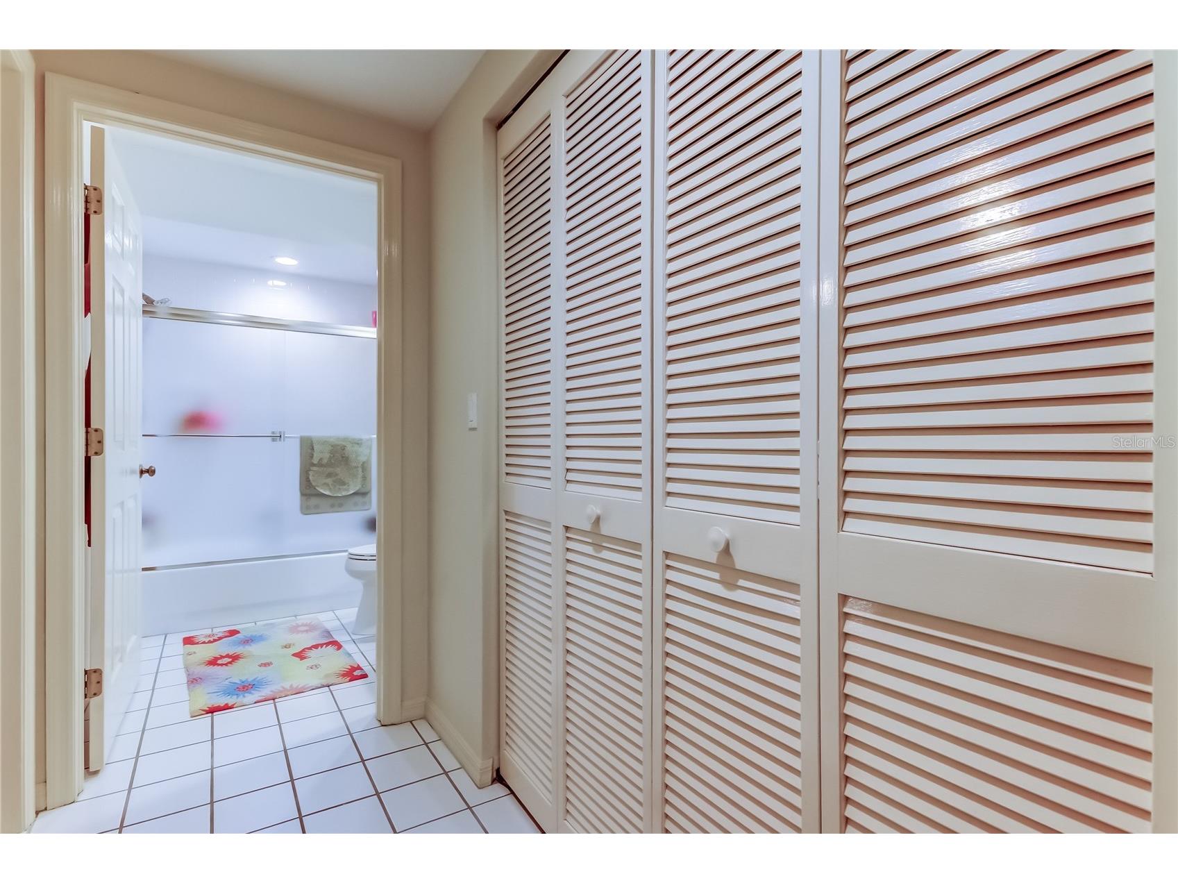 6205 Shoreline Drive #1304 Seminole FL 33708 TB8487440 image33