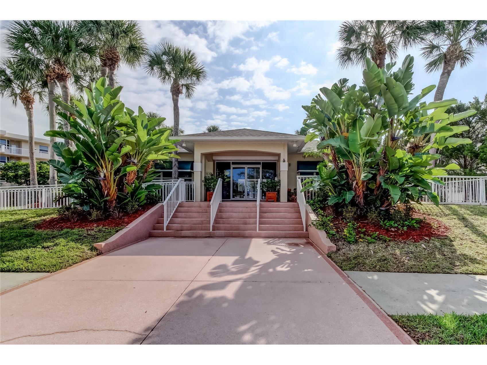 6205 Shoreline Drive #1304 Seminole FL 33708 TB8487440 image50