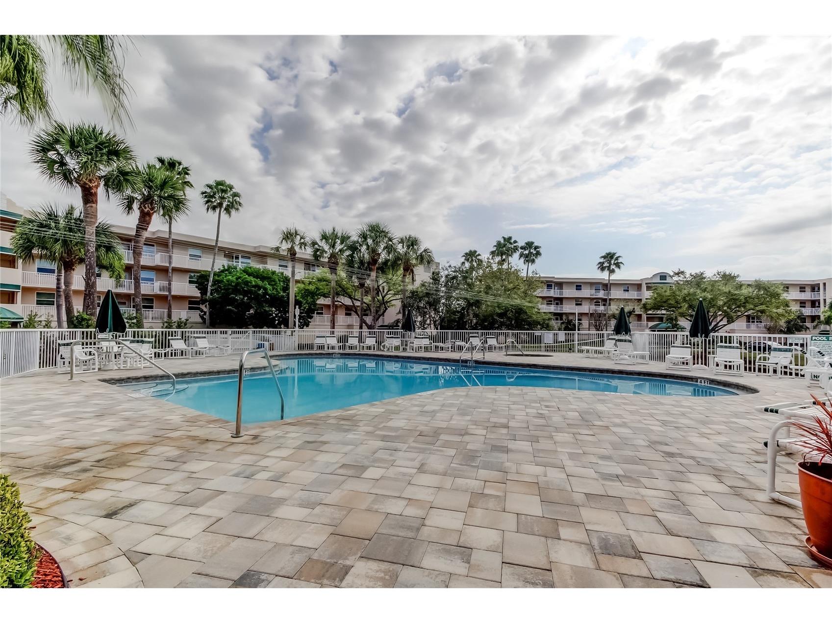 6205 Shoreline Drive #1304 Seminole FL 33708 TB8487440 image52