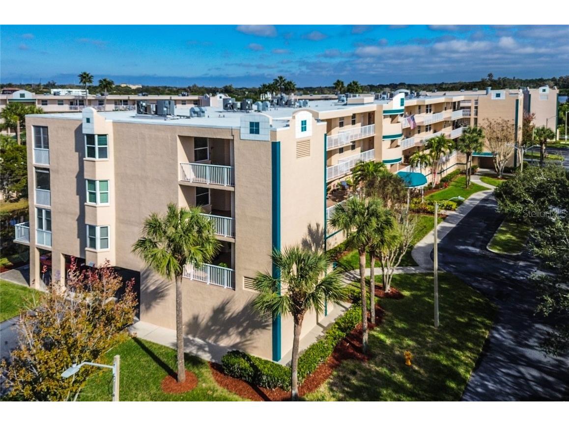6205 Shoreline Drive #1305 Saint Petersburg FL 33708 U8225825 image1