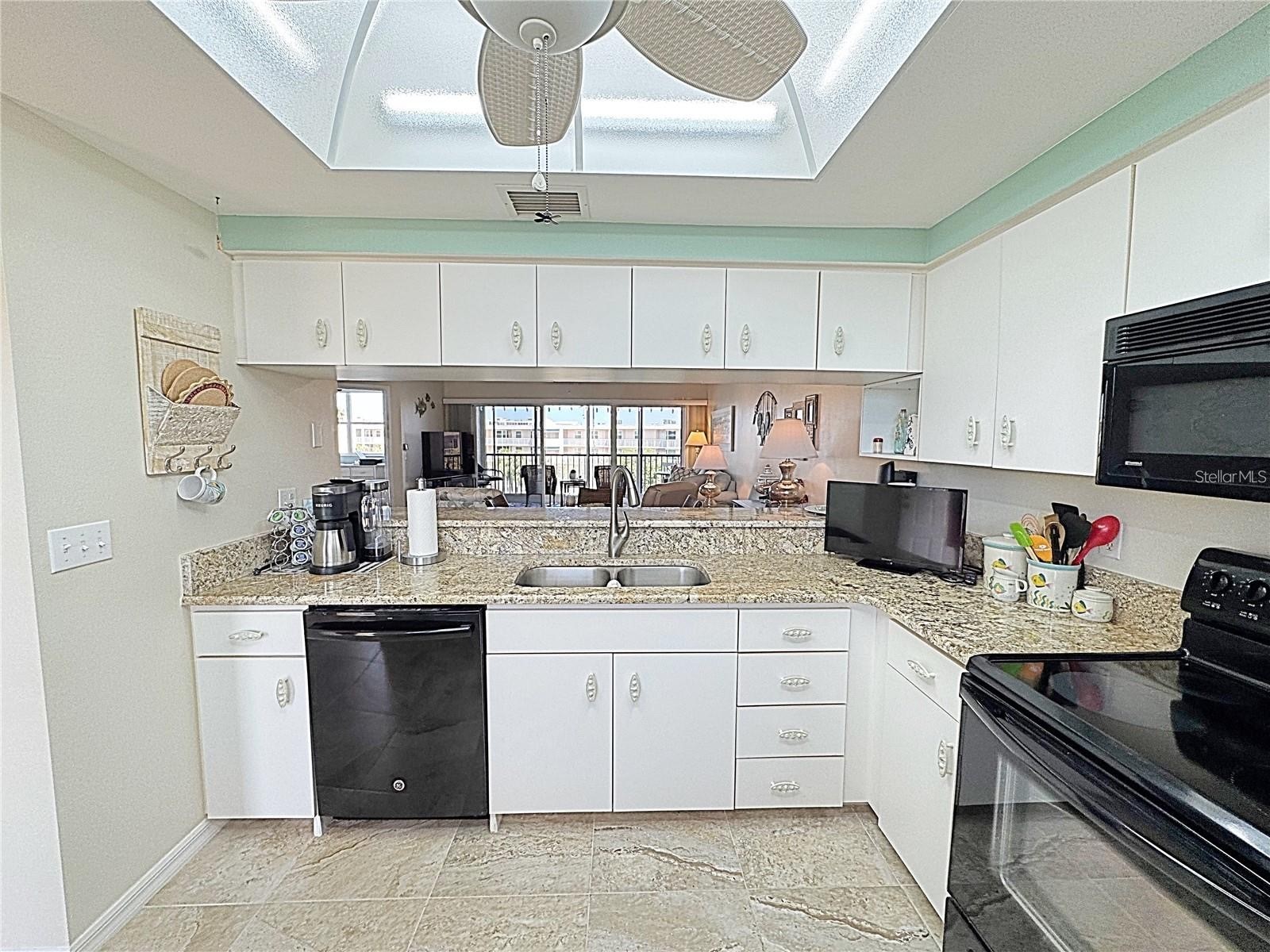 6205 Shoreline Drive #1305 Saint Petersburg FL 33708 TB8480697 image12