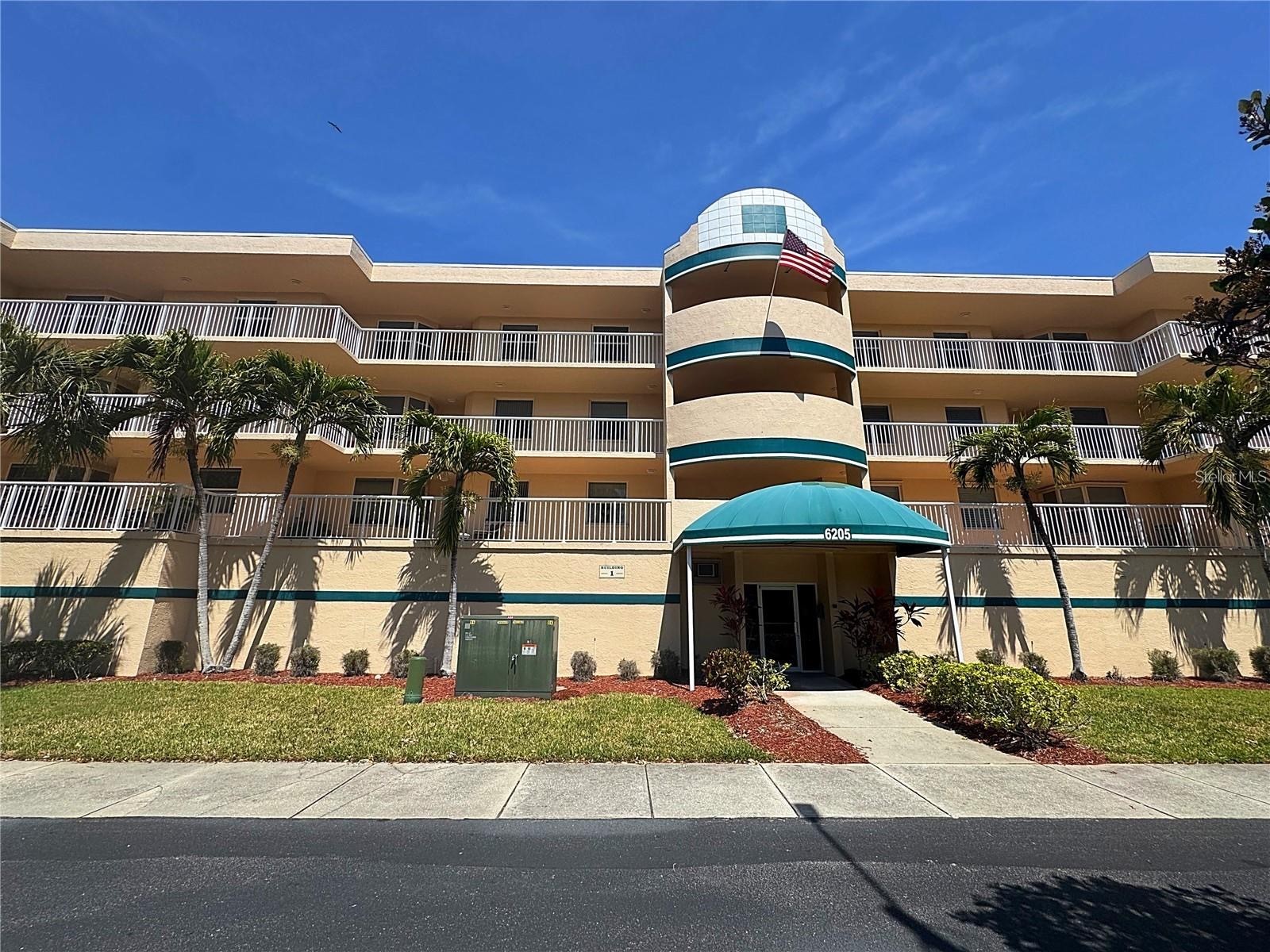 6205 Shoreline Drive #1305 Saint Petersburg FL 33708 TB8480697 image2