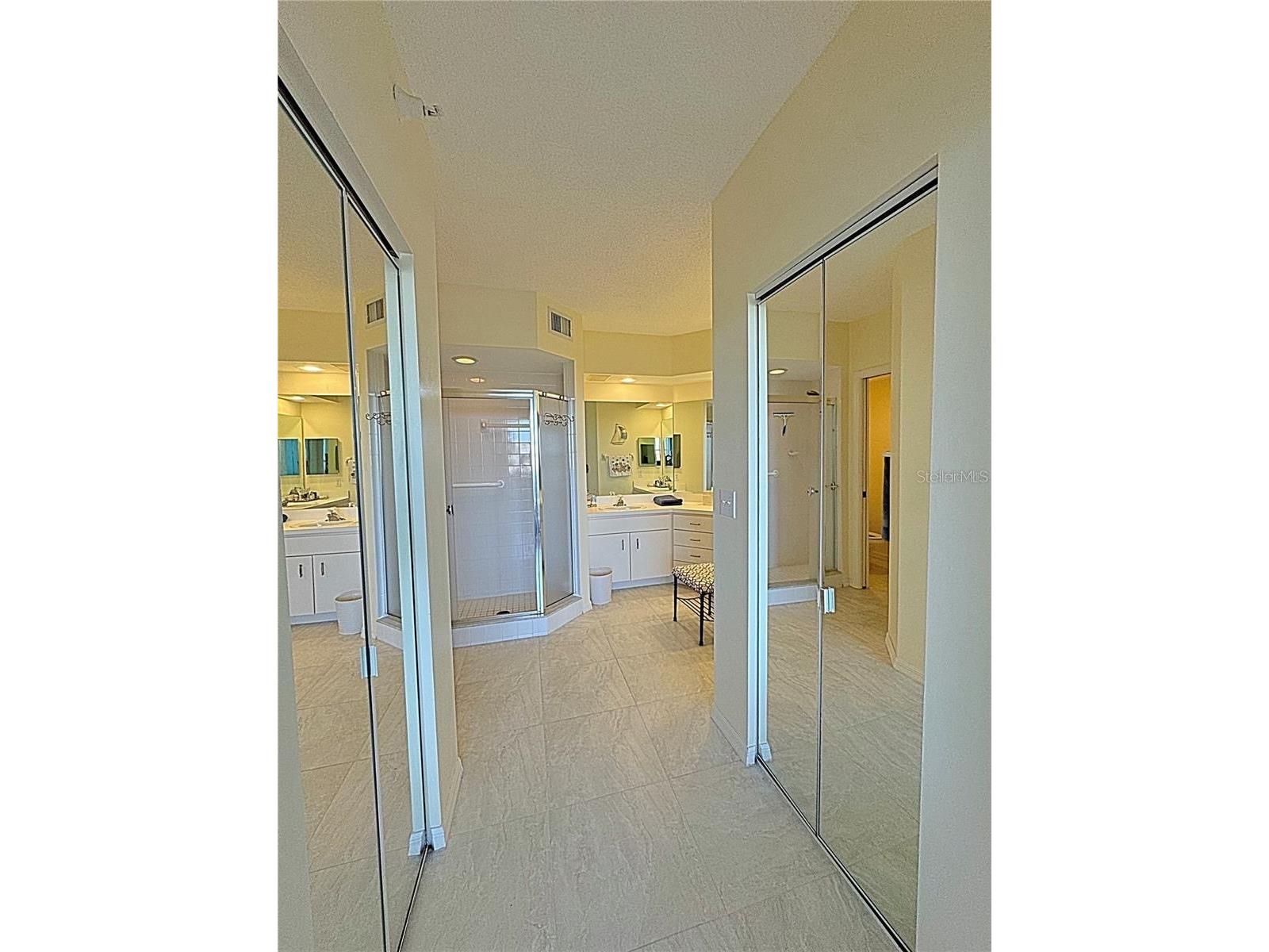 6205 Shoreline Drive #1305 Saint Petersburg FL 33708 TB8480697 image23