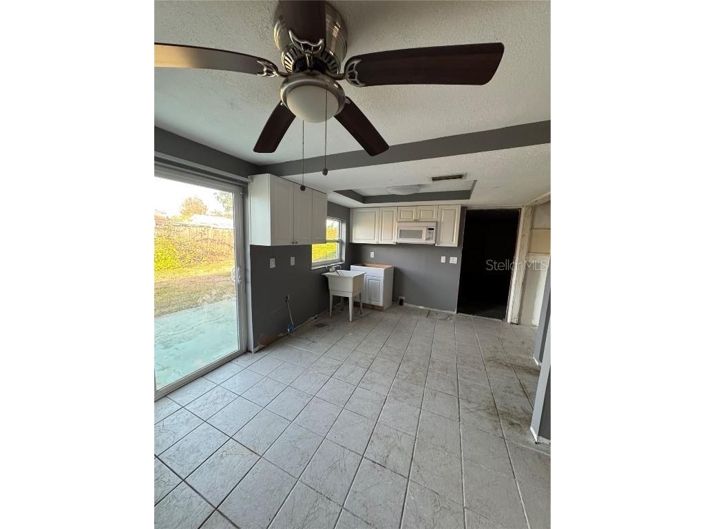 6205 Westport Drive Port Richey FL 34668 TB8456466 image4