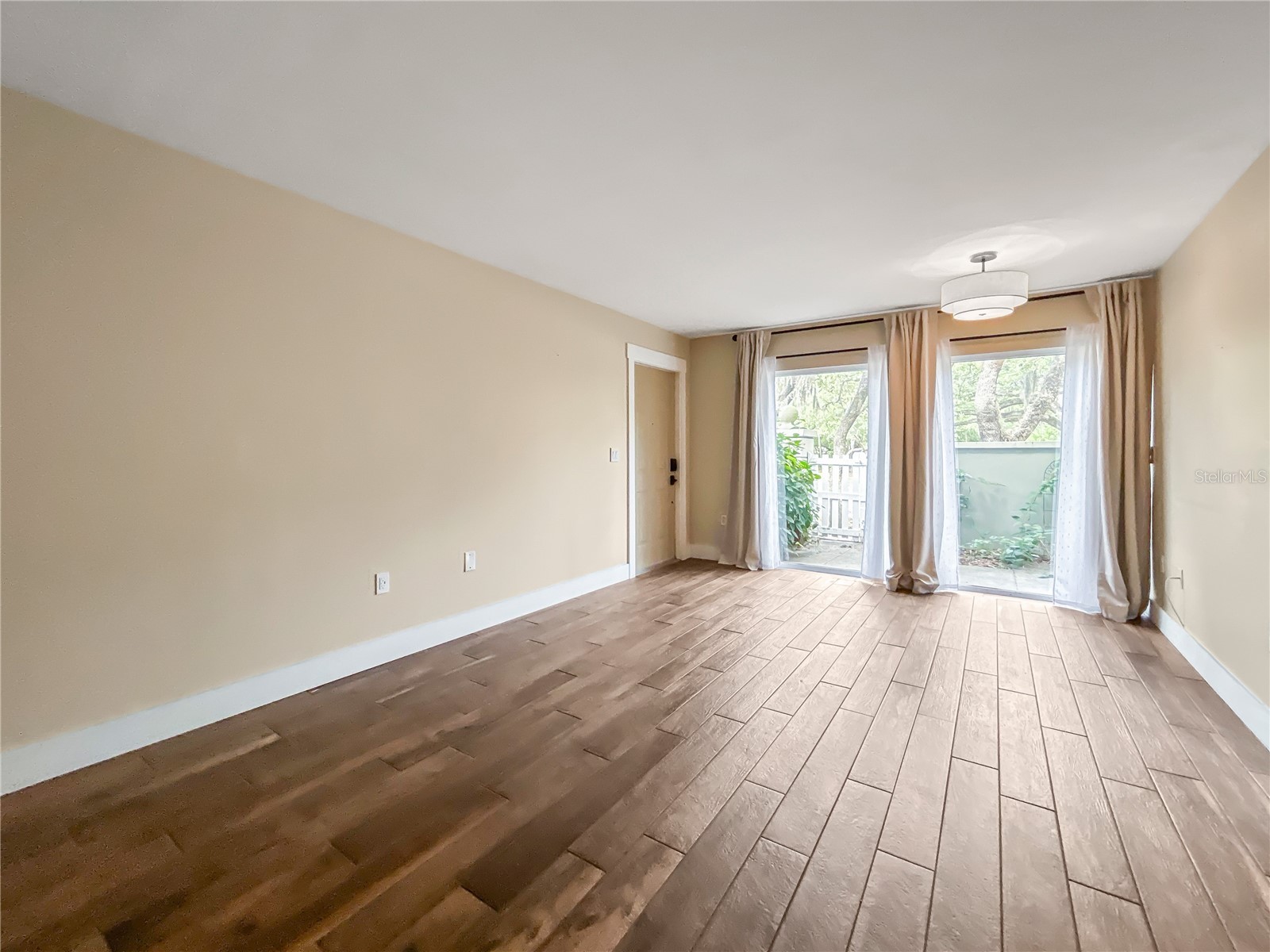 6206 Greenleaf Lane Tampa FL 33617 TB8493234 image3