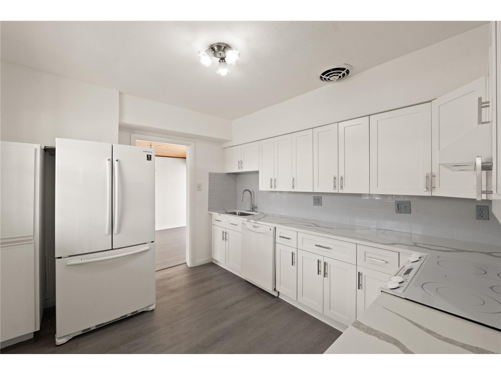 6206 N Lois Avenue Tampa FL 33614 TB8480261 image6