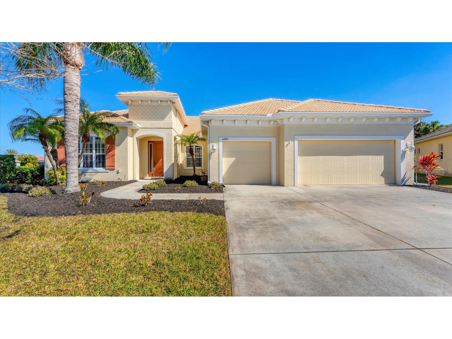 6207 46th Court E Bradenton FL 34203 A4681203 image1