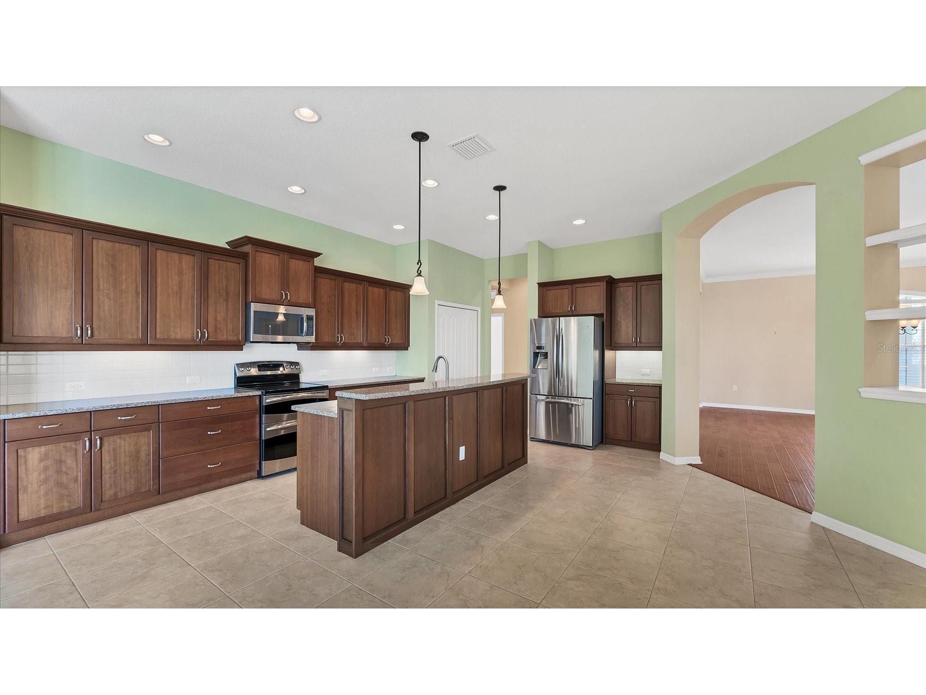 6207 46th Court E Bradenton FL 34203 A4681203 image9