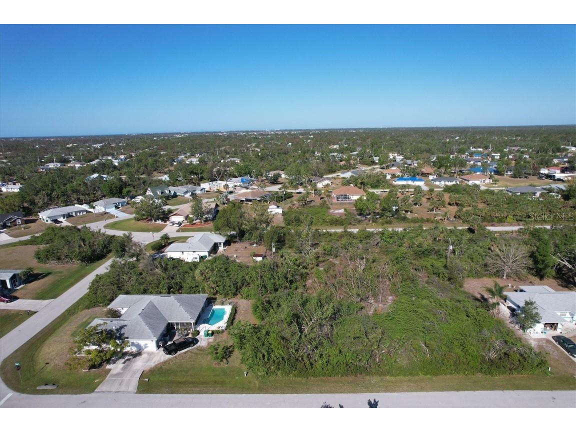 6207 Cavan Street Englewood FL 34224 D6129677 image1