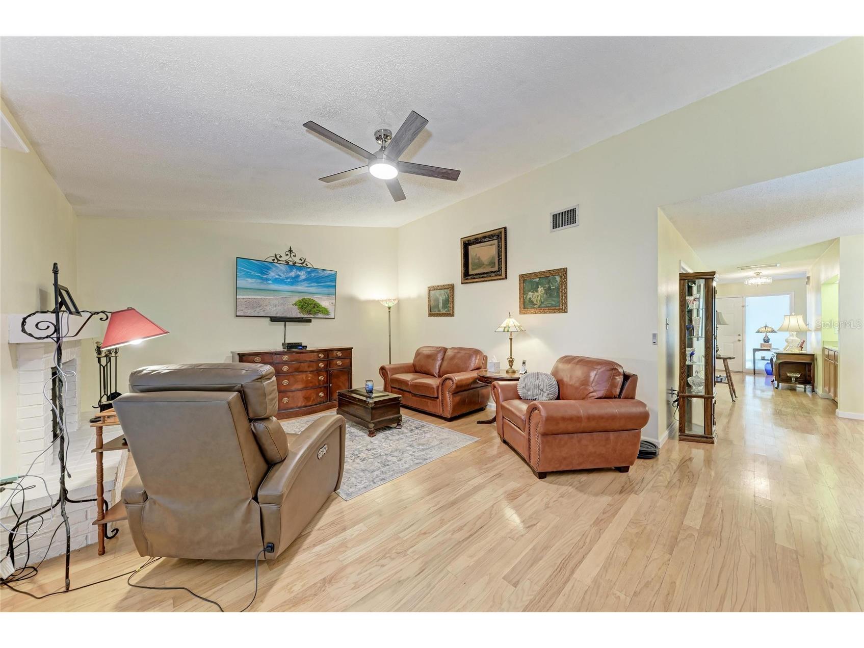 6207 Courtside Drive #23 Bradenton FL 34210 A4699978 image12