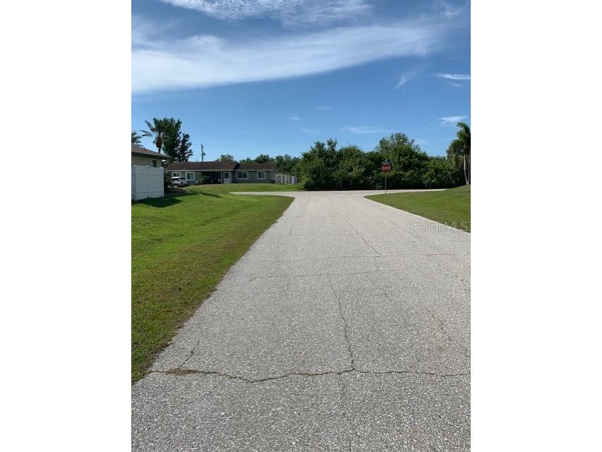 6207 Fredericton Street Englewood FL 34224 C7490710 image1