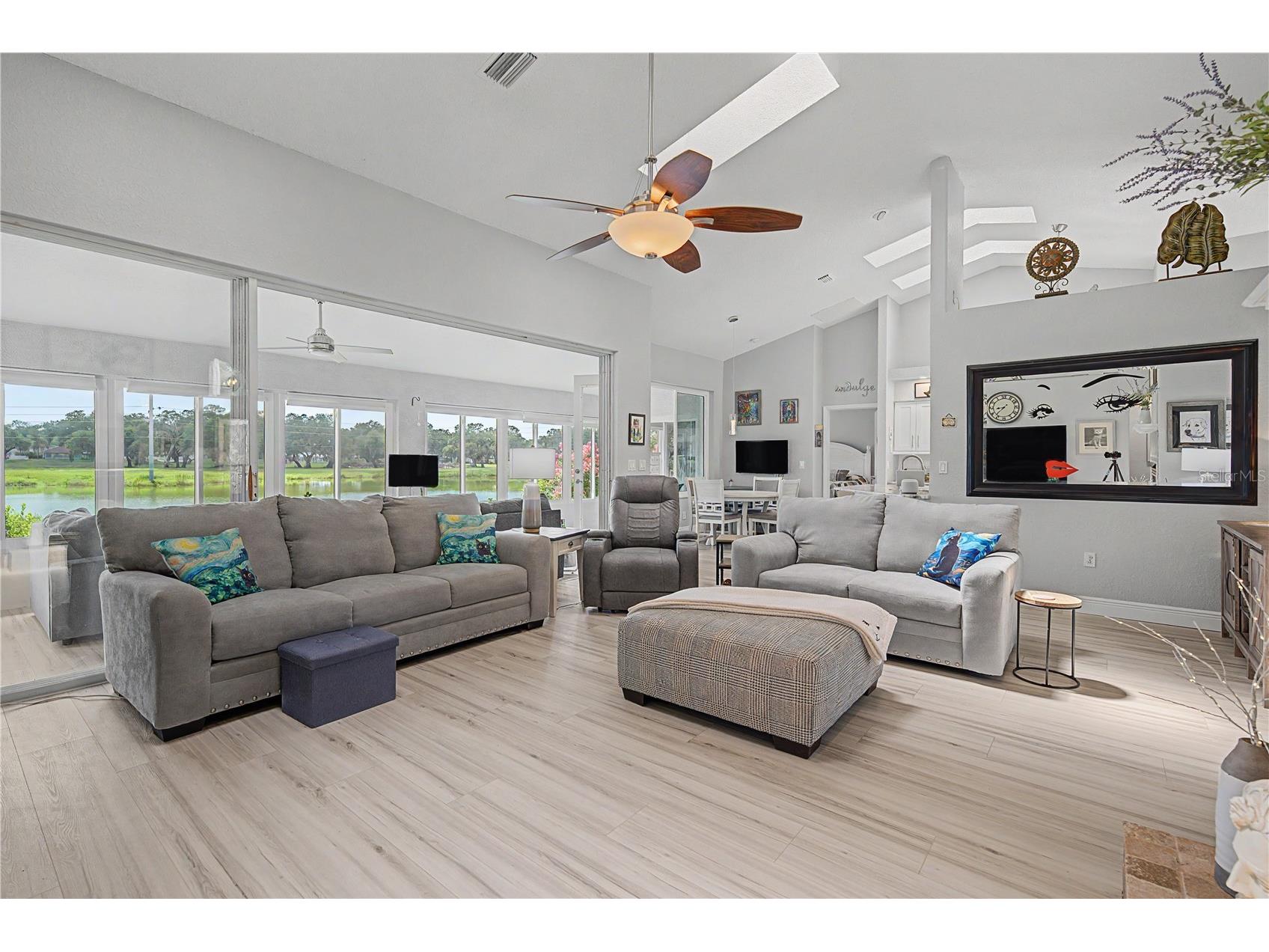 6207 Huntington Drive Zephyrhills FL 33542 TB8524965 image4